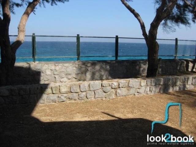 AMAZING DETACHED HOUSE WITH UNLIMITED SEA VIEW IN AIGINA 