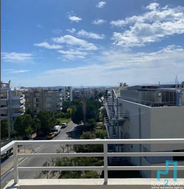 APARTMENT WITH SEA VIEW IN ANO GLYFADA  