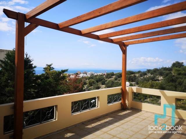 EXCELLENT MAISONETTE WITH SEA VIEW IN GREAT CONDITION AT VOULA 