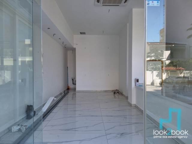 FULLY RENOVATED STORE IN THE CENTER OF GLYFADA 