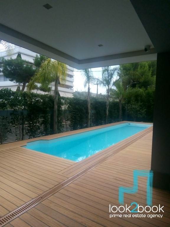 AMAZING MAISONETTE WITH SWIMMING POOL IN VOULA 