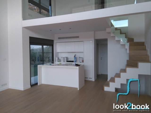 UNIQUE MINIMAL MAISONETTE WITH PRIVATE SWIMMING POOL AND UNLIMITED VIEW IN VOULA 