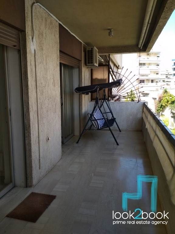 ΔΙΑΜΕΡΙΣΜΑ ΣΕ ΠΟΛΥ ΚΑΛΗ ΚΑΤΑΣΤΑΣΗ ΚΟΝΤΑ ΣΤΗΝ ΠΑΡΑΛΙΑ ΤΟΥ ΕΔΕΜ 