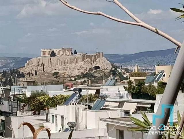 ΚΑΤΑΠΛΗΚΤΙΚΟ ΔΙΑΜΕΡΙΣΜΑ ΣΤΟ ΠΑΓΚΡΑΤΙ ΜΕ ΘΕΑ ΑΚΡΟΠΟΛΗ 