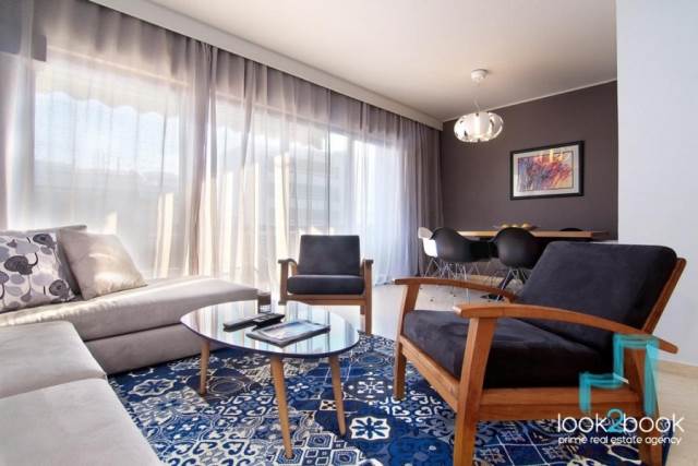 MODERN FURNISHED MAISONETTE IN THE CENTRE OF GLYFADA 