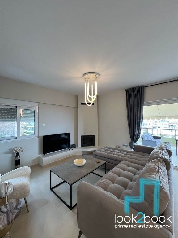 EXCELLENT FURNISHED APARTMENT WITH A VIEW ΙΝ ANO GLYFADA 
