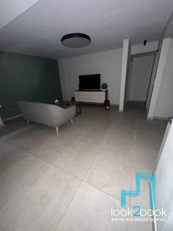 BEAUTIFUL APARTMENT IN ALIMOS 