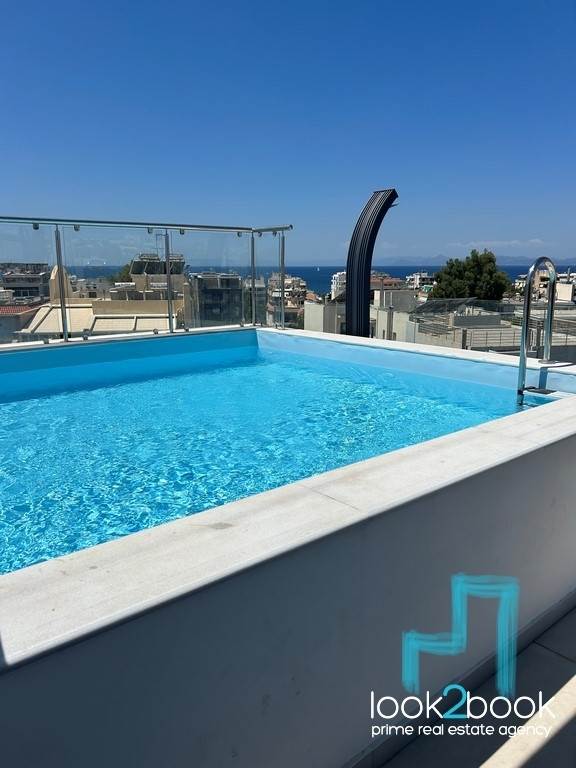 ΚΑΤΑΠΛΗΚΤΙΚΗ ΜΕΖΟΝΕΤΑ ΜΕ ΑΠΟΚΛΕΙΣΤΙΚΗΧΡΗΣΗ ΠΙΣΙΝΑΣ ΣΤΟ ΚΕΝΤΡΟ ΤΗΣ ΒΟΥΛΑΣ 