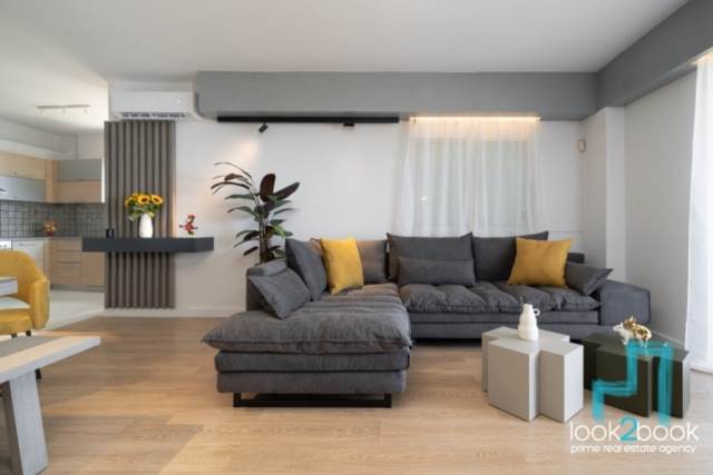 AMAZING RENOVATED AND FURNISHED APARTMENT IN VARKIZA 