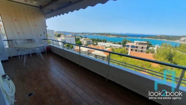 ΕΧCELLENT APARTMENT WITH SEA VIEW CLOSE TO CENTRE OF VOULIAGMENI 