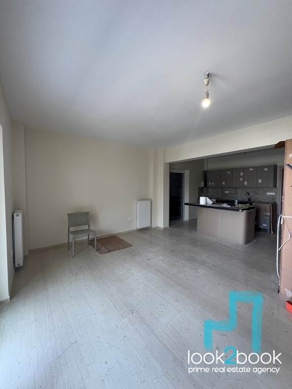 FULLY RENOVATED APARTMENT IN ELLINIKO 