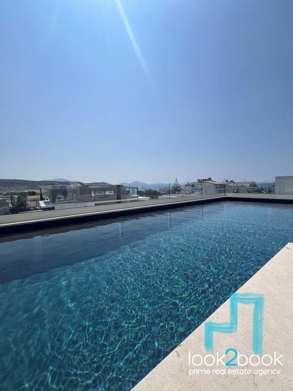 ΕΚΠΛΗΚΤΙΚΗ ΡΕΤΙΡΕ ΝΕΟΔΜΗΤΗ ΜΕΖΟΝΕΤΑ ΜΕ ΙΔΙΩΤΙΚΗ ΠΙΣΙΝΑ ΚΑΙ ΘΕΑ ΣΤΗΝ ΒΑΡΚΙΖΑ 
