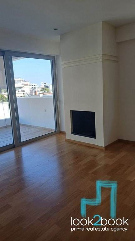 ΟΜΟΡΦΟ ΔΙΑΜΕΡΙΣΜΑ ΣΤΟ ΚΕΝΤΡΟ ΤΟΥ ΑΛΙΜΟΥ  