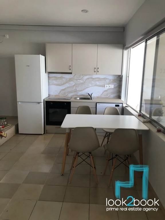 EXCEPTIONAL APARTMENT IN ANO GLYFADA 