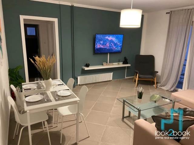 FULL FURNISHED APARTMENT IN VERY GOOD CONDITION AT CENTER OF GLYFADA 