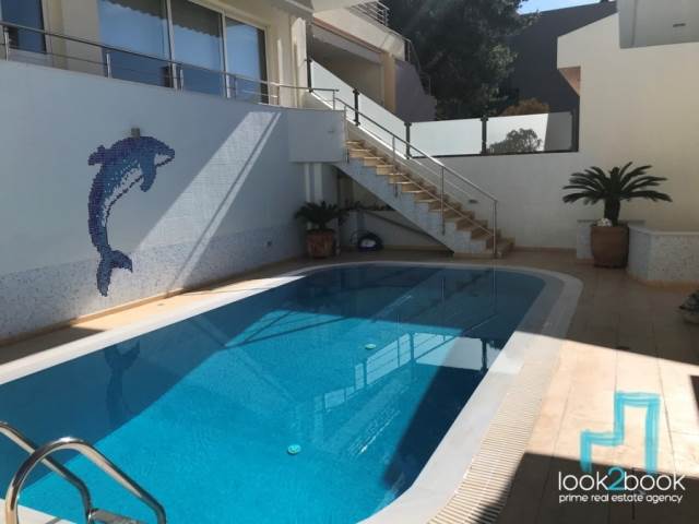 FURNISHED FLOOR APARTMENT WITH COMMON USE SWIMMING POOL AND UNLIMITED VIEW IN PANORAMA VOULA 