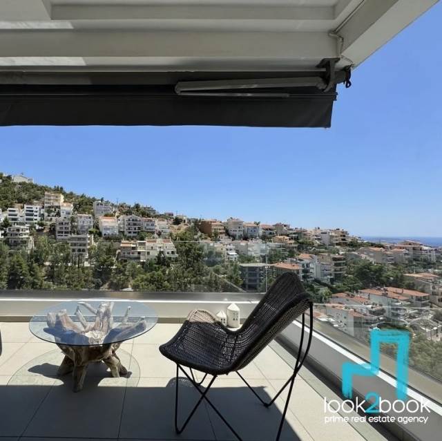 ΕΝΟΙΚΙΑΣΗ ΕΠΙΠΛΩΜΕΝΟΥ ΔΙΑΜΕΡΙΣΜΑΤΟΣ ΜΕ ΘΕΑ ΣΤΟ ΠΑΝΟΡΑΜΑ 