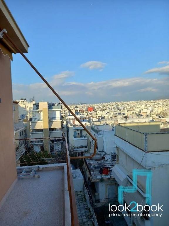 RENOVATED APARTMENT WITH UNLIMITED VIEWS IN PALIO FALIRO 