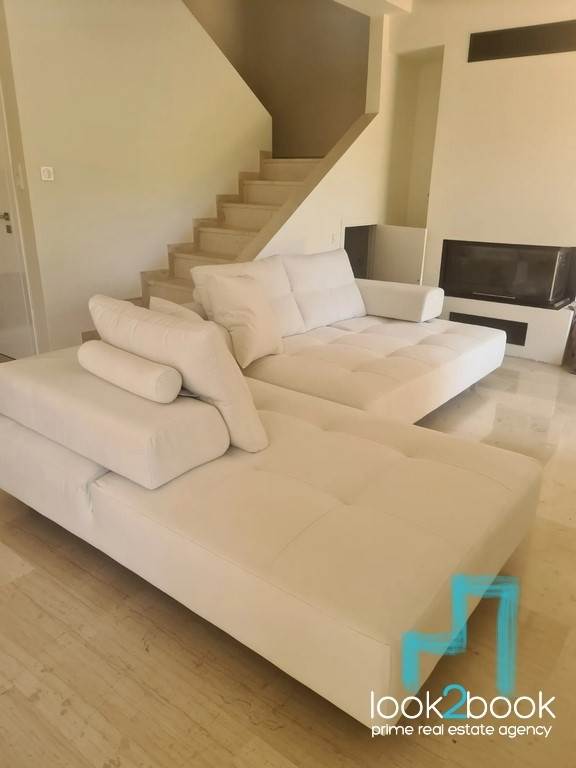 (Προς Ενοικίαση) Κατοικία Μεζονέτα || Ανατολική Αττική/Βούλα - 120 τ.μ, 3 Υ/Δ, 2.900€ 