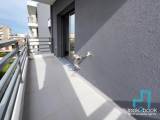 slide1 thumbnail