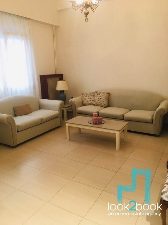ΠΛΗΡΕΣ ΕΠΙΠΛΩΜΕΝΟ ΔΙΑΜΕΡΙΣΜΑ ΣΤΑ ΚΑΤΩ ΠΕΤΡΑΛΩΝΑ 