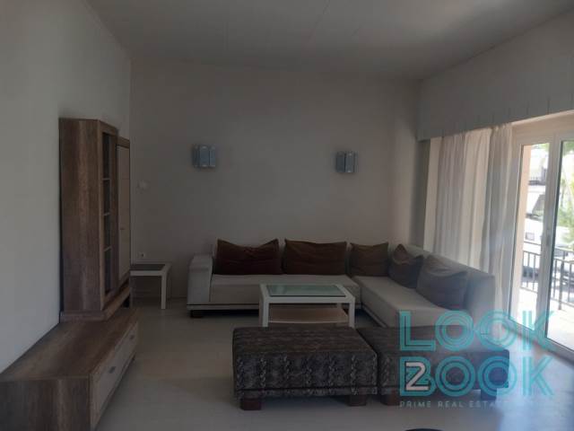 ΕΠΙΠΛΩΜΕΝΟ ΔΙΑΜΕΡΙΣΜΑ ΣΕ ΚΑΛΗ ΚΑΤΑΤΑΣΤΑΣΗ ΣΤΗΝ ΠΑΝΙΩΝΙΑ ΣΤΗ ΓΛΥΦΑΔΑ 