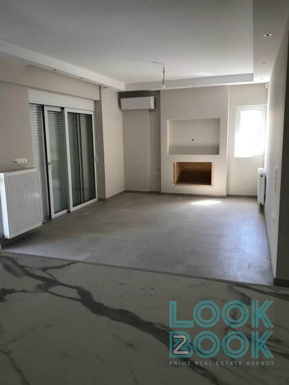 ΕΝΟΙΚΙΑΣΗ ΝΕΟΔΜΗΤΟΥ ΔΙΑΜΕΡΙΣΜΑΤΟΣ ΣΤΟ ΚΕΝΤΡΟ ΤΗΣ ΒΟΥΛΑΣ 