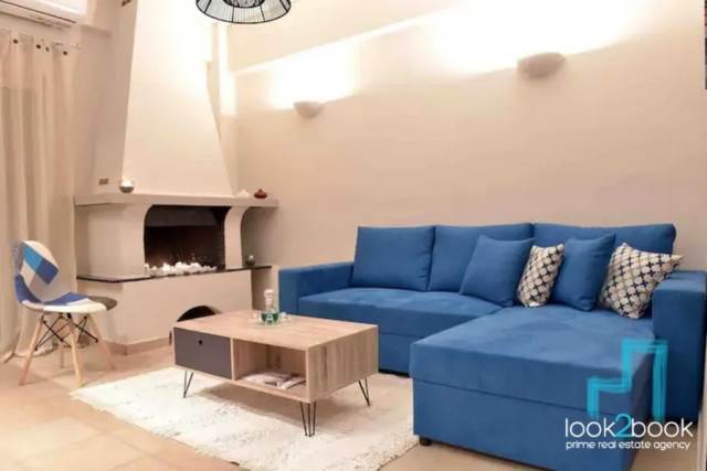 ΕΞΑΙΡΕΤΙΚΟ ΕΠΙΠΛΩΜΕΝΟ ΔΙΑΜΕΡΙΣΜΑ ΣΤΟ ΚΕΝΤΡΟ ΤΗΣ ΓΛΥΦΑΔΑΣ 