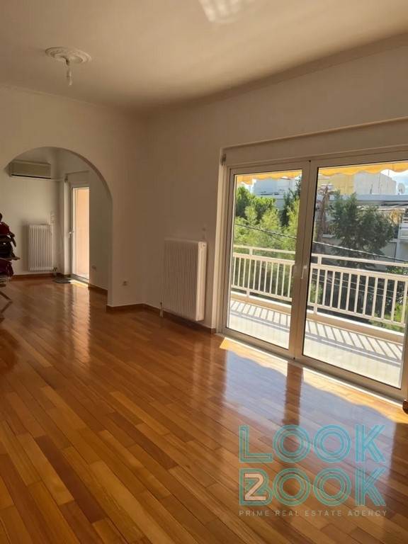 ΕΝΟΙΚΙΑΣΗ ΕΞΑΙΡΕΤΙΚΟΥ ΔΙΑΜΕΡΙΣΜΑΤΟΣ ΣΤΟ ΓΚΟΛΦ ΓΛΥΦΑΔΑΣ 