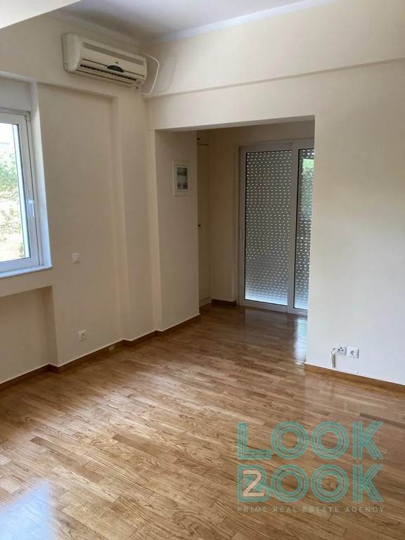 AMAZING NEW  APARTMENT IN GLYFADA 