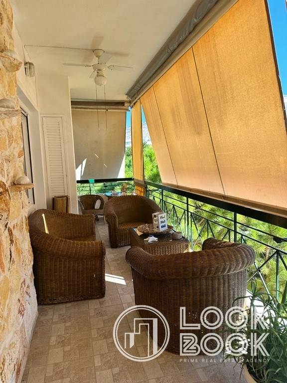 ΕΝΟΙΚΙΑΣΗ ΕΞΑΙΡΕΤΙΚΟΥ ΟΡΟΦΟΔΙΑΜΕΡΙΣΜΑΤΟΣ ΣΤΗΝ ΚΑΡΔΙΑ ΤΗΣ ΓΛΥΦΑΔΑΣ 