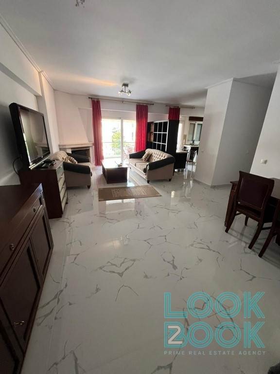 ΠΑΝΕΜΟΡΦΟ ΔΙΑΜΕΡΙΣΜΑ ΣΕ ΠΟΛΥ ΚΑΛΗ ΚΑΤΑΣΤΑΣΗ ΣΤΗ ΒΟΥΛΑ 