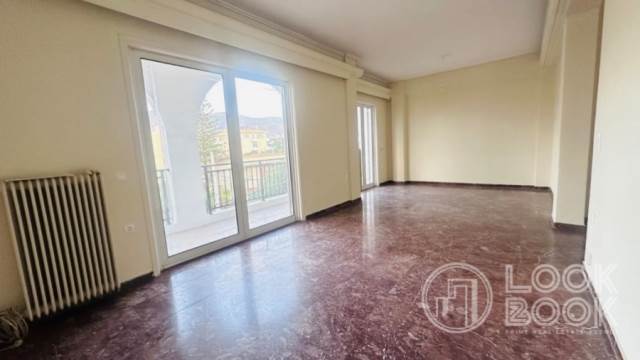 ΕΝΟΙΚΙΑΣΗ ΕΞΑΙΡΕΤΙΚΟΥ ΔΙΑΜΕΡΙΣΜΑΤΟΣ ΣΤΗΝ ΚΑΡΔΙΑ ΤΗΣ ΓΛΥΦΑΔΑΣ 