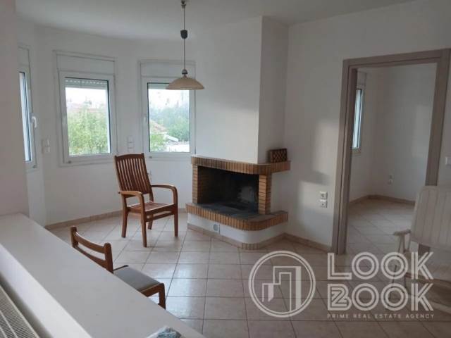 ΕΝΟΙΚΙΑΣΗ ΕΞΑΙΡΕΤΙΚΗΣ ΜΟΝΟΚΑΤΟΙΚΙΑΣ ΣΤΗ ΒΑΡΗ 