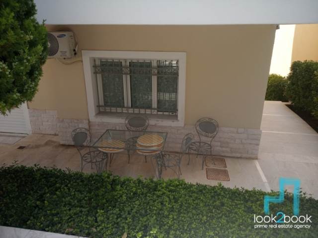 ΚΑΤΑΠΛΗΚΤΙΚΟ ΕΠΙΠΛΩΜΕΝΟ ΔΙΑΜΕΡΙΣΜΑ ΣΤΟ ΠΑΝΟΡΑΜΑ ΣΤΗ ΒΟΥΛΑ 