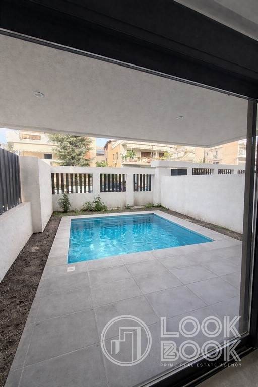 ΕΞΑΙΡΕΤΙΚΟ ΝΕΟΔΜΗΤΟ ΔΙΑΜΕΡΙΣΜΑ ΜΕ ΙΔΙΩΤΙΚΗ ΠΙΣΙΝΑ ΚΑΙ ΚΗΠΟ ΣΤΗΝ ΑΝΩ ΓΛΥΦΑΔΑ 