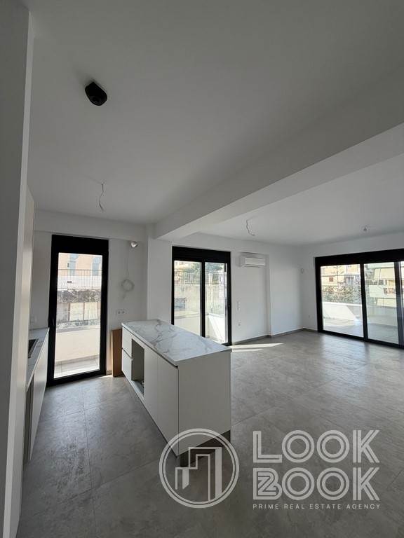 ΕΞΑΙΡΕΤΙΚΟ ΝΕΟΔΜΗΤΟ ΔΙΑΜΕΡΙΣΜΑ ΣΤΗΝ ΑΝΩ ΓΛΥΦΑΔΑ 