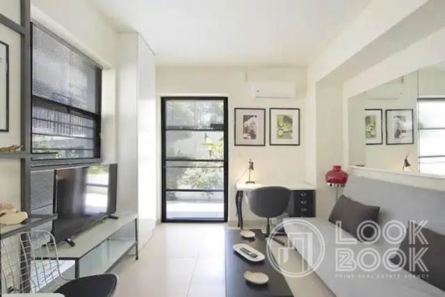 ΕΝΟΙΚΙΑΣΗ ΕΠΙΠΛΩΜΕΝΟΥ ΣΤΟΥΝΤΙΟ ΣΤΗΝ ΚΑΡΔΙΑ ΤΗΣ ΓΛΥΦΑΔΑΣ 