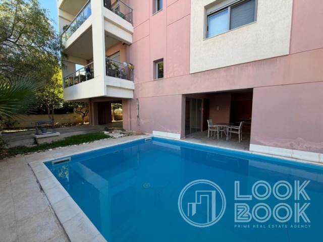 ΠΩΛΗΣΗ ΔΙΑΜΕΡΙΣΜΑΤΟΣ ΜΕ ΠΙΣΙΝΑ ΣΤΟ ΚΕΝΤΡΟ ΤΗΣ ΓΛΥΦΑΔΑΣ 