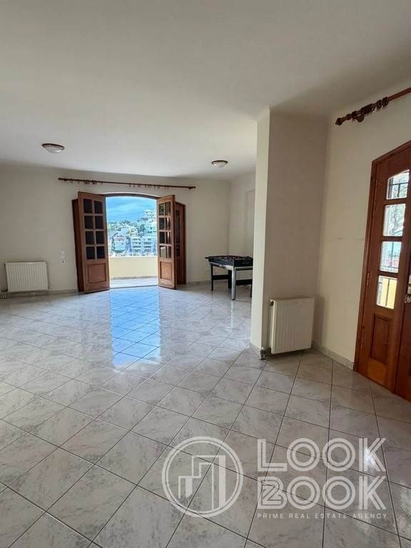 EXTREMELY BRIGHT APARTMENT IN PANORAMA VOULAS 