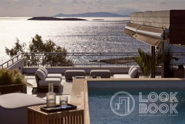 ΜΕΖΟΝΕΤΑ ΡΕΤΙΡΕ ΜΠΡΟΣΤΑ ΣΤΗ ΘΑΛΑΣΣΑ ΠΛΗΡΩΣ ΕΞΟΠΛΙΣΜΕΝΗ 