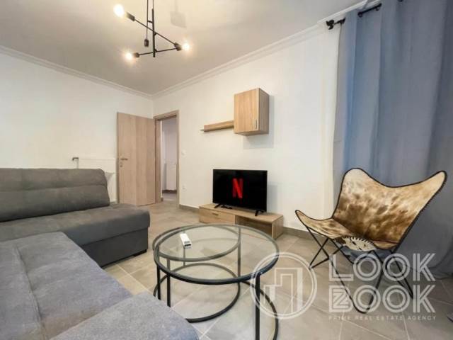 ΑΝΑΚΑΙΝΙΣΜΕΝΟ ΔΙΑΜΕΡΙΣΜΑ ΣΕ ΠΟΛΥ ΚΑΛΗ ΚΑΤΑΣΤΑΣΗ ΣΤΟ ΝΕΟ ΚΟΣΜΟ 