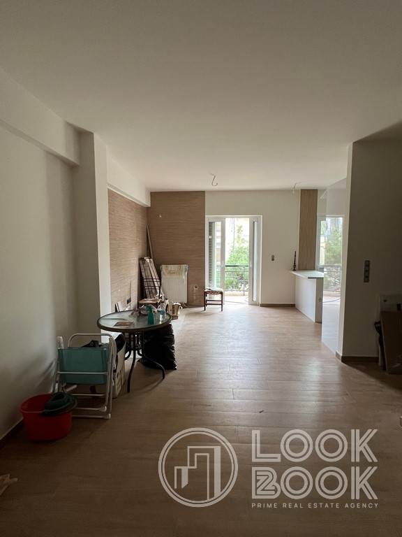 ΚΑΤΑΠΛΗΚΤΙΚΟ ΔΙΑΜΕΡΙΣΜΑ ΣΕ ΑΡΙΣΤΗ ΚΑΤΑΣΤΑΣΗ ΣΤΗΝ ΑΝΩ ΓΛΥΦΑΔΑ 