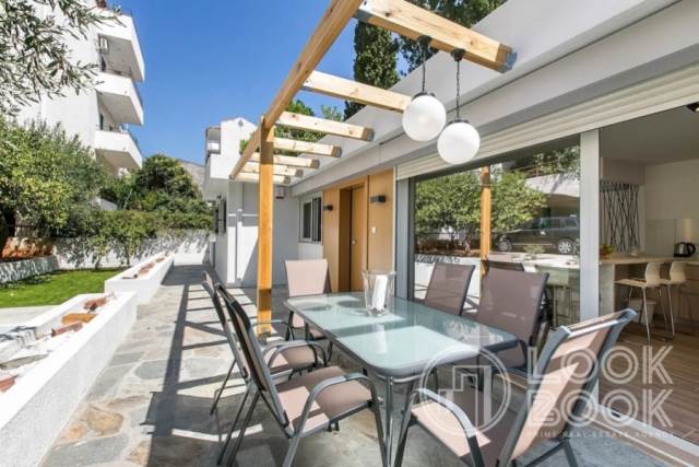 ΕΞΑΙΡΕΤΙΚΗ ΕΠΙΠΛΩΜΕΝΗ ΜΟΝΟΚΑΤΟΙΚΙΑ ΣΤΟ ΠΥΡΝΑΡΙ 