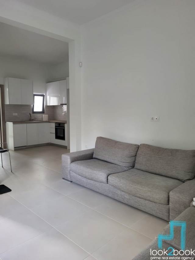 ΠΛΗΡΩΣ ΑΝΑΚΑΙΝΙΣΜΕΝΟ ΚΑΙ ΗΜΙΕΠΙΠΛΩΜΕΝΟ ΔΙΑΜΕΡΙΣΜΑ ΣΤΗΝ ΑΡΓΥΡΟΥΠΟΛΗ 