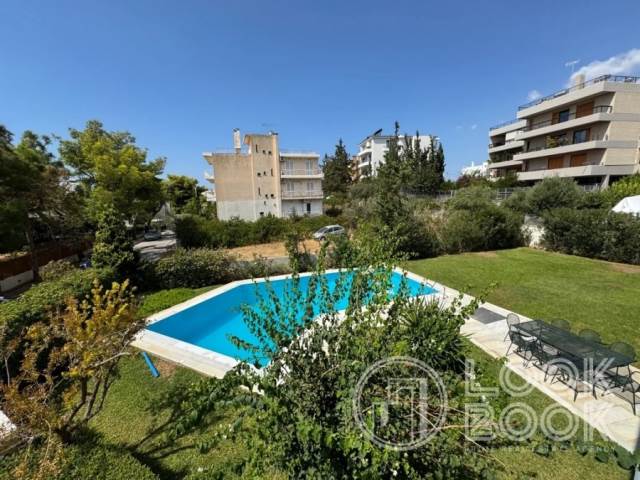 ΕΞΑΙΡΕΤΙΚΟ ΕΠΙΠΛΩΜΕΝΟ ΔΙΑΜΕΡΙΣΜΑ ΜΕ ΜΕΓΑΛΗ ΠΙΣΙΝΑ ΚΑΙ ΚΗΠΟ ΣΤΗΝ ΒΟΥΛΑ 